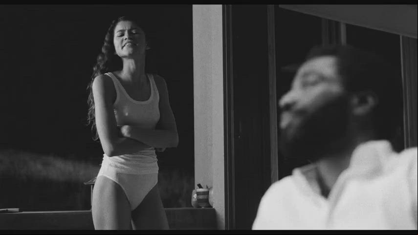 Celebrity teenie Zendaya Porn GIF