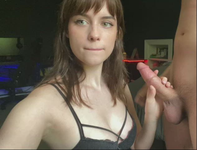 Amateur bj Cumshot Facial GF beautiful attractive Real couple Selfie Teens Porn GIF